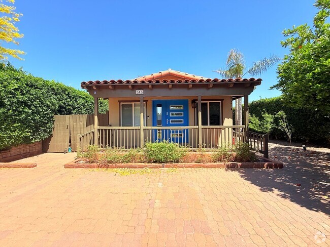 Building Photo - AVAILBLE NOW !! 2 Bedroom 2 Bathroom Apart... Unit A Rental