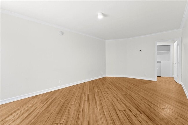 Photo - 11661 Erwin St Apartment Unit 07