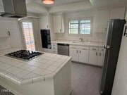 Photo - 1094 Peninsula St