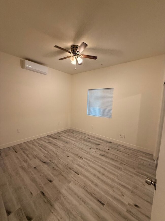 Photo - 1019 S Osage Ave Unit A