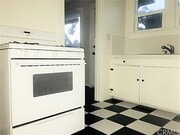 Photo - 472 3rd St Apartments Unit A