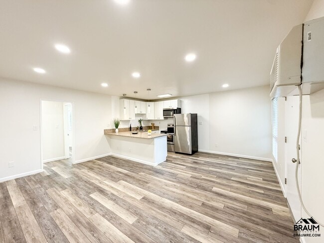 Photo - 5611 Fulcher Ave Apartment Unit 12