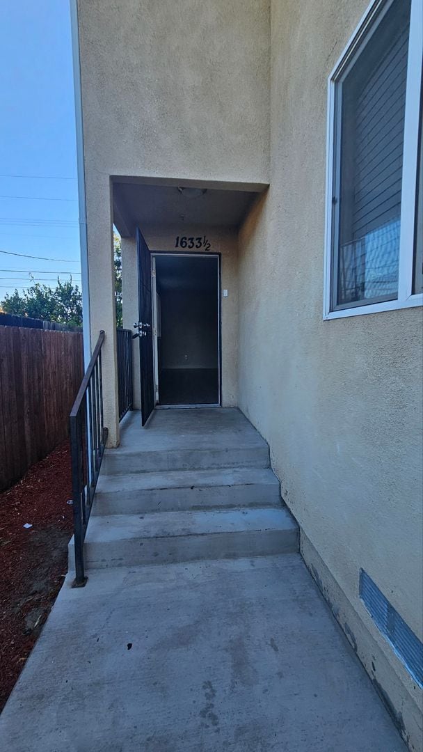 Photo - 85(1631) Unit 85TH(1633 1/2B2)