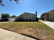 Photo - 1189 E 38th St House