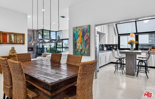 Photo - 11 Voyage St