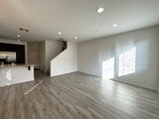 Photo - 611 McKenna St