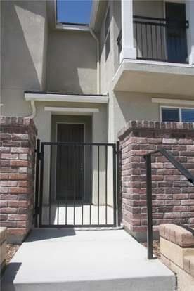 Building Photo - Beautiful Valencia Townhome in Desirable West Creek Community