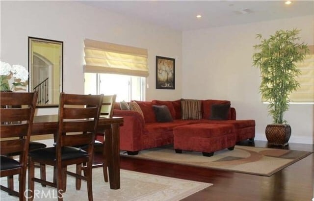 Photo - 507 Grove Pl