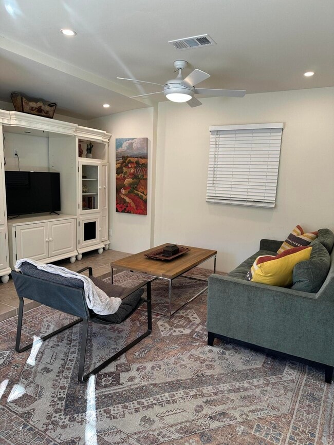 Photo - 840 Indian Canyon Dr Unit B