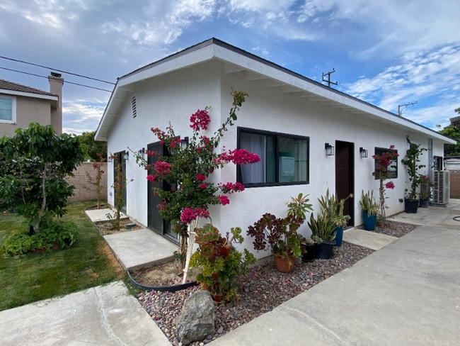 Photo - 19154 S Della Ln Unit Back house