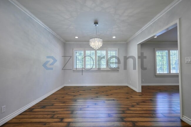 Photo - 1334 Birchcrest Ave