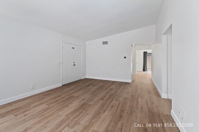 Photo - 8313 Hydra Ln