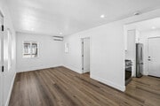 Studio, 1BA - 500SF - Studio - 1022 Tait St