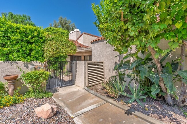 Photo - 343 Forest Hills Dr