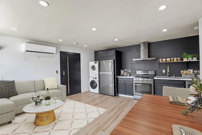 Building Photo - 1139 Bellevue Ave