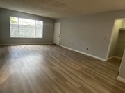 Photo - 309 E Elk Ave Unit 107