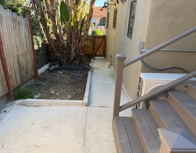 Photo - 3608 Wilshire Terrace Unit Studio