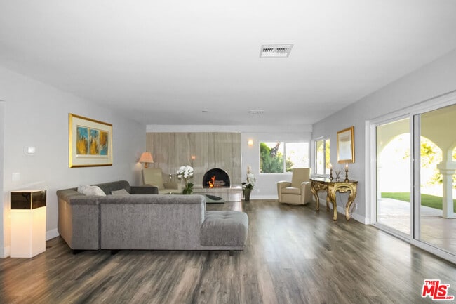 Photo - 49340 Sunrose Ln