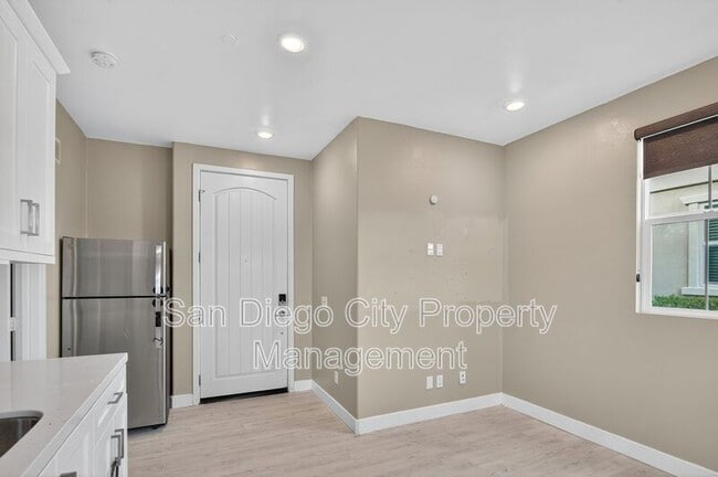 Photo - 1735 Artemisia Ct