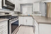 Photo - 172 Sumatra Ln