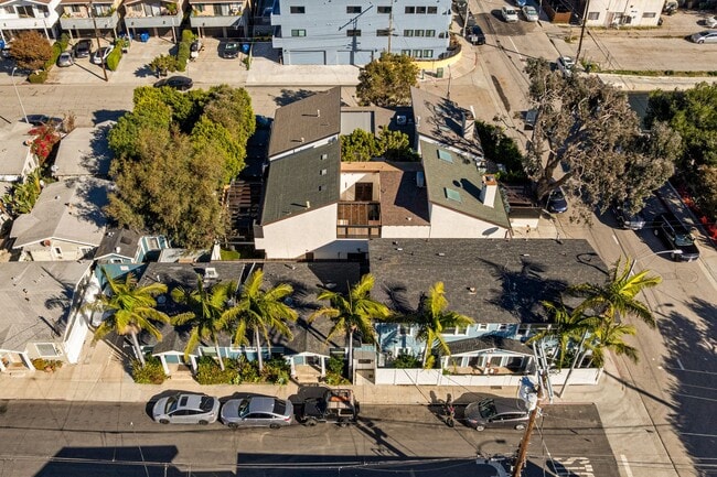 Photo - 2008-2020 S. Strongs Dr