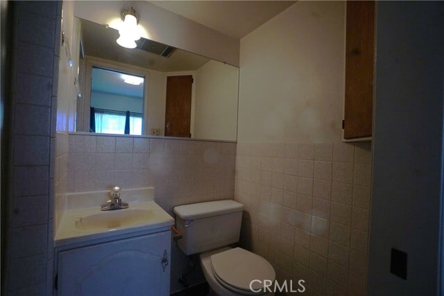 Photo - 3750 Taft St