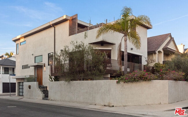 Photo - 4616 Roma Ct