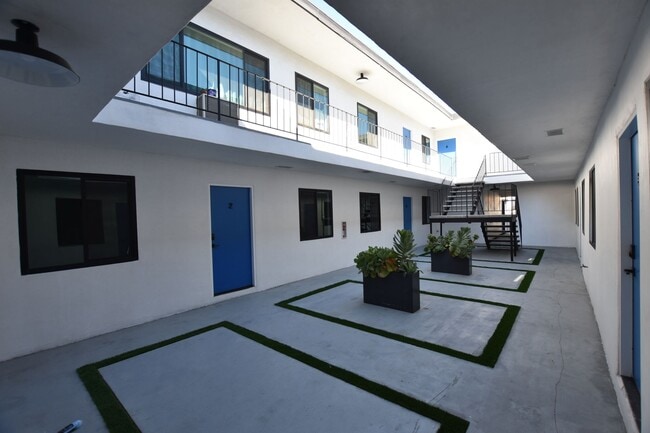 Building Photo - 3415 London Street