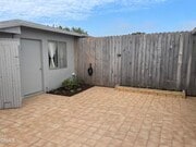 Photo - 22 W Garden Green