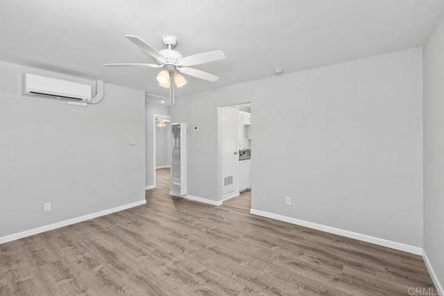 Photo - 9263 Earl St