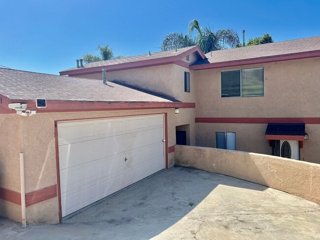 Building Photo - Nice 1 bedroom Condo