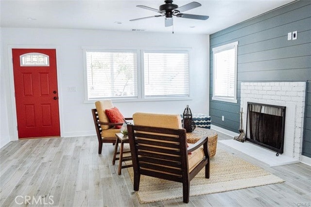 Photo - 595 Ventura St