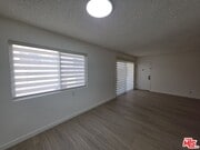 Photo - 10815 Rose Ave Unit 2