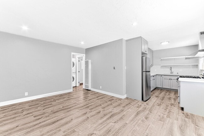 Building Photo - 433 Nebraska Ave