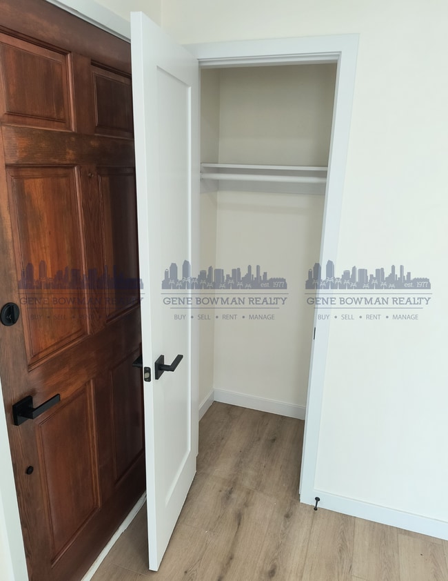 Photo - Newly Renovated, Beautiful 2-Bed/1Bath Sta...