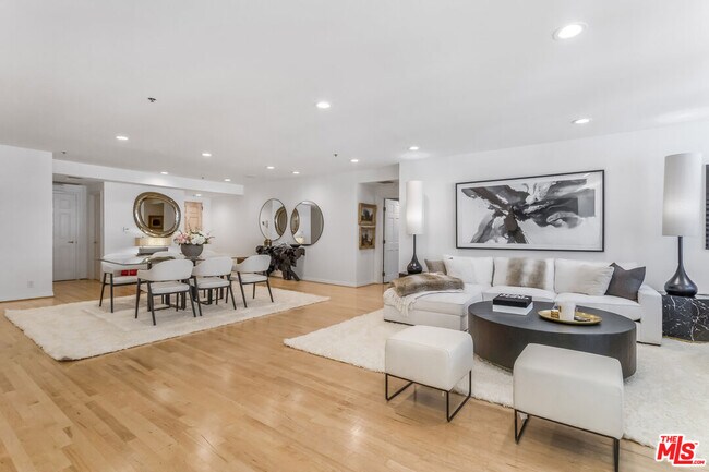 Photo - 10724 Wilshire Blvd Unit 1005