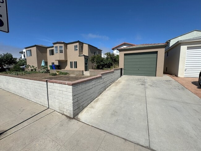 Photo - 3102 Fenelon St Unit 3102 House