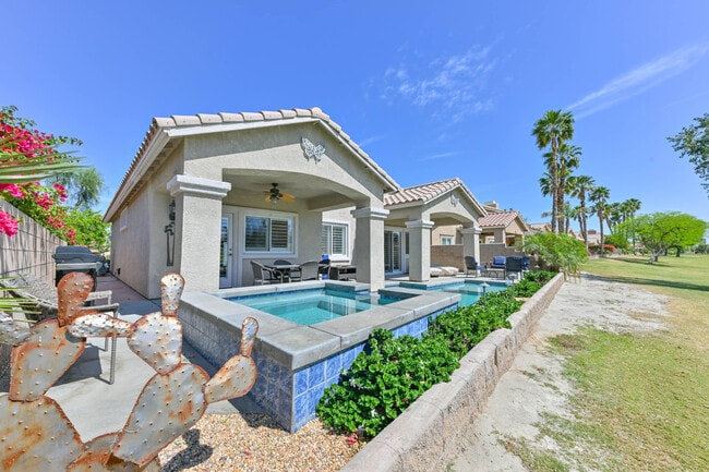 Photo - 45703 Spyglass Hill St House