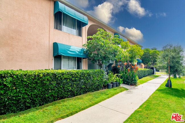Photo - 4358 Berryman Ave Unit 14