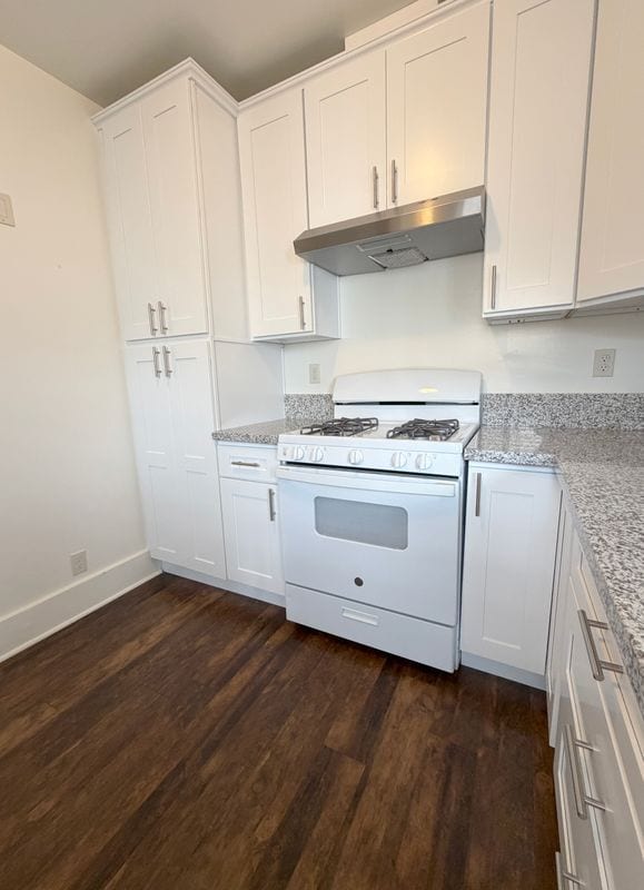Photo - 520 E 17th St