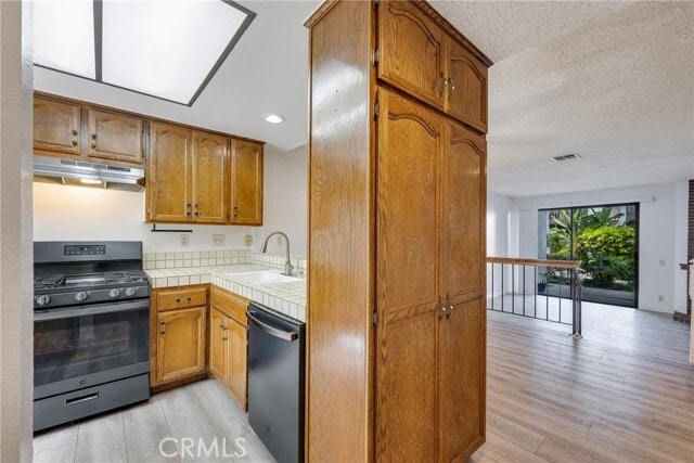 Photo - 363 Molokai Dr