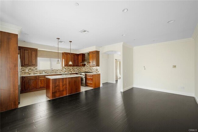 Photo - 750 E Orange Grove Ave