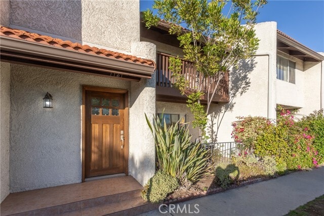 Building Photo - 7727 Vía Capri