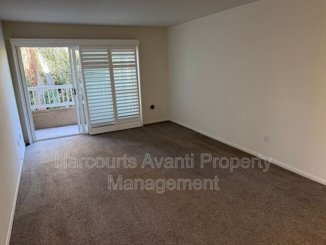 Photo - 3030 Suncrest Dr Unit 209
