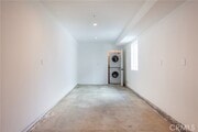Photo - 10910 Hesby St