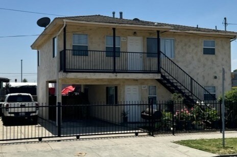 Building Photo - 102, 104, 108 E 85th Street