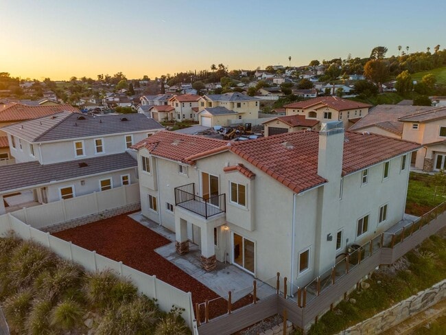 Photo - 5 Bedroom house with view