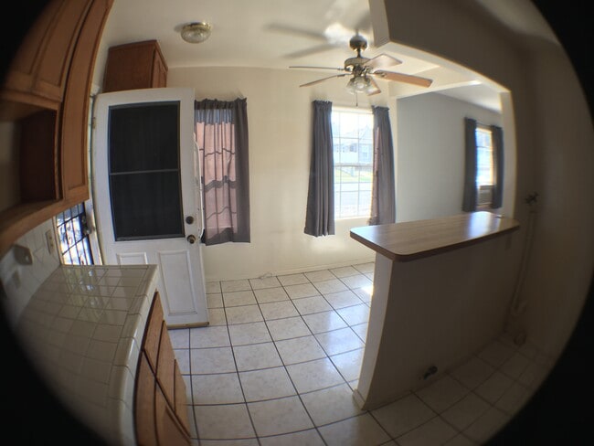Photo - 2530 Termino Ave