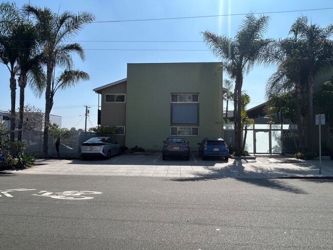 Spacious 2 bedroom - Spacious 2 bedroom House