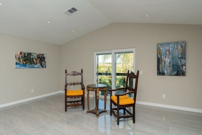 Photo - 6088 De La Rosa Ln